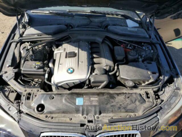 BMW 5 SERIES I, WBANE73527CM58779