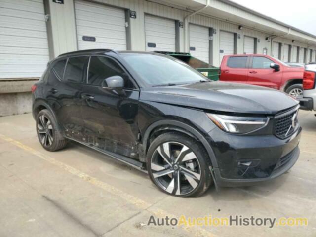 VOLVO XC40 PLUS PLUS, YV4L12UW7P2981718