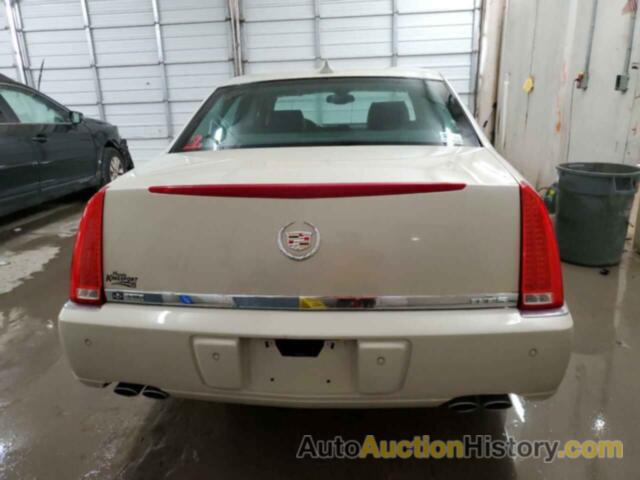 CADILLAC DTS LUXURY COLLECTION, 1G6KD5E60BU122802