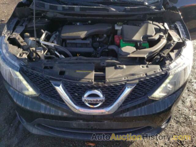 NISSAN ROGUE S, JN1BJ1CP5HW023788