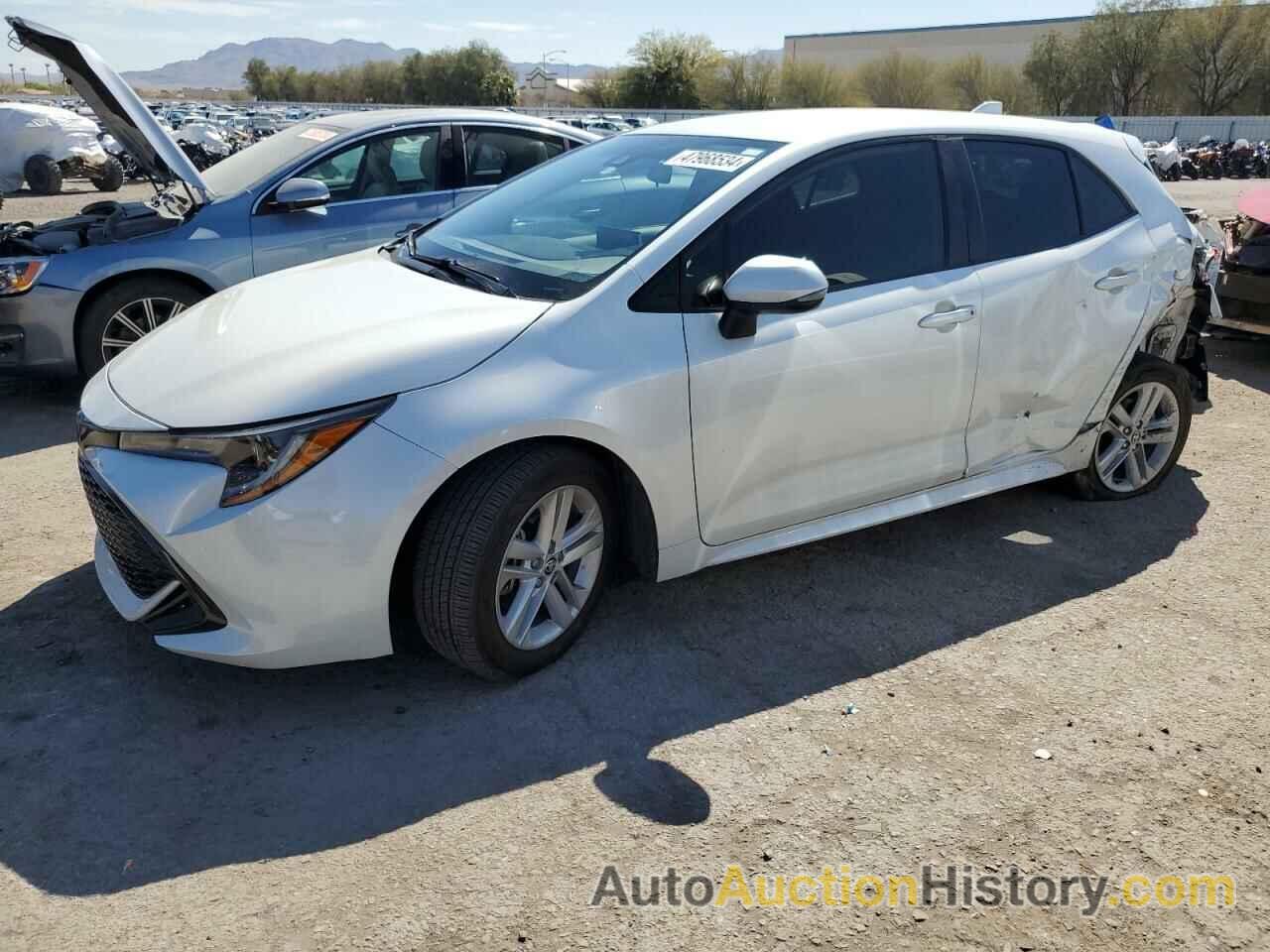 TOYOTA COROLLA SE, JTND4MBE2N3151185