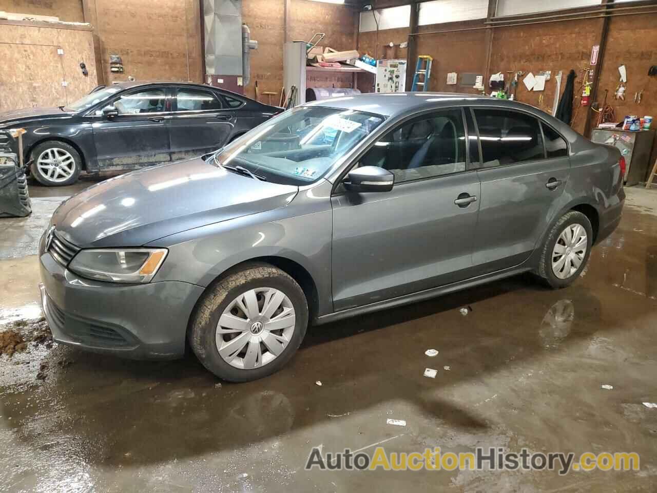 VOLKSWAGEN JETTA SE, 3VWDX7AJ1CM330449