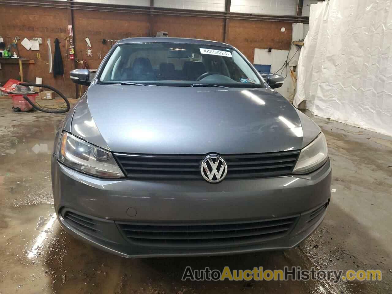 VOLKSWAGEN JETTA SE, 3VWDX7AJ1CM330449