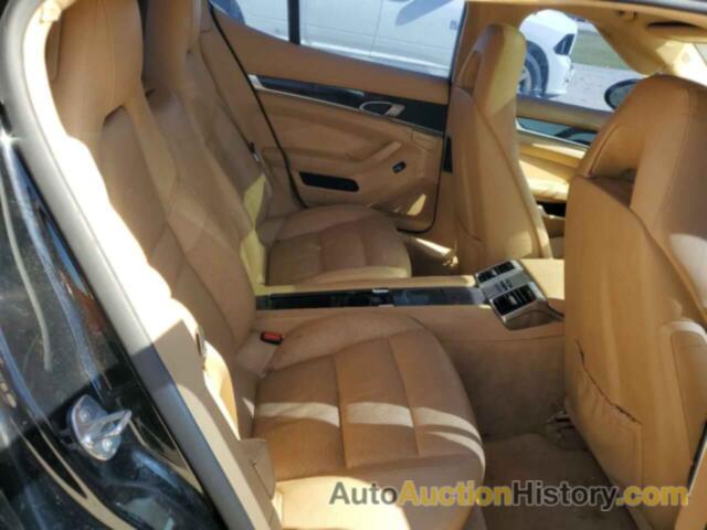 PORSCHE PANAMERA 2, WP0AA2A71BL013690