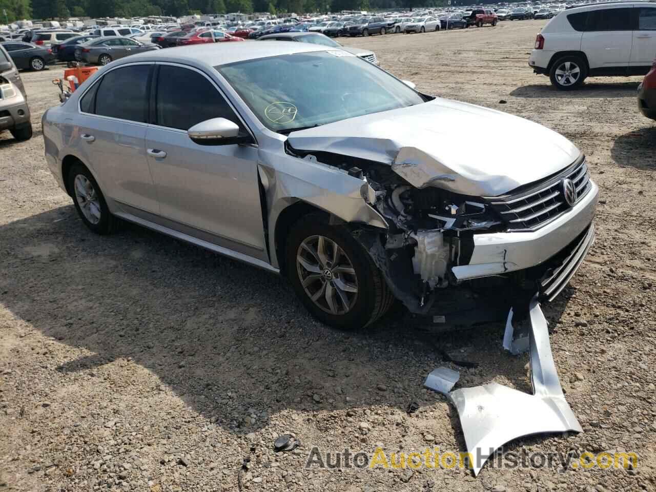 2017 VOLKSWAGEN PASSAT S, 1VWAT7A36HC001108