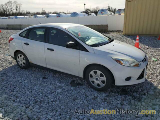 FORD FOCUS S, 1FADP3E22DL218881