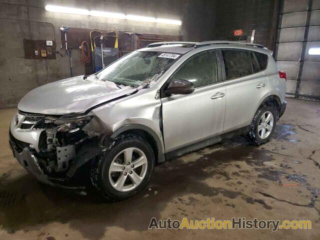 TOYOTA RAV4 XLE, JTMRFREV9DD045189