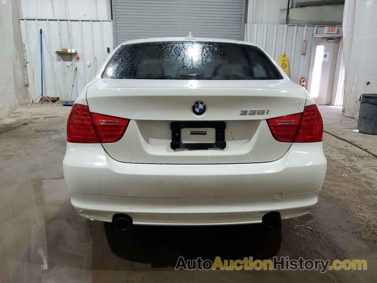 BMW 3 SERIES XI, WBAPL5G5XBNN22772