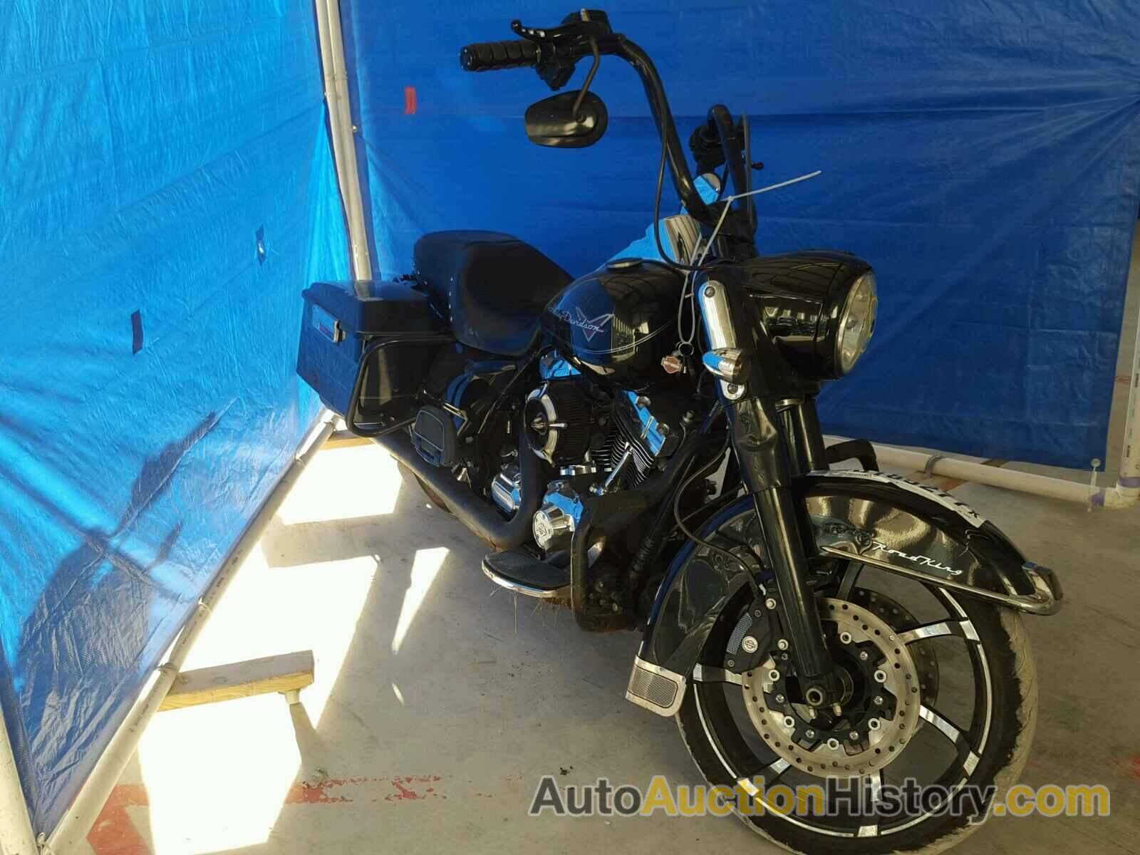 2012 HARLEY-DAVIDSON FLHR ROAD KING, 1HD1FBM18CB620569