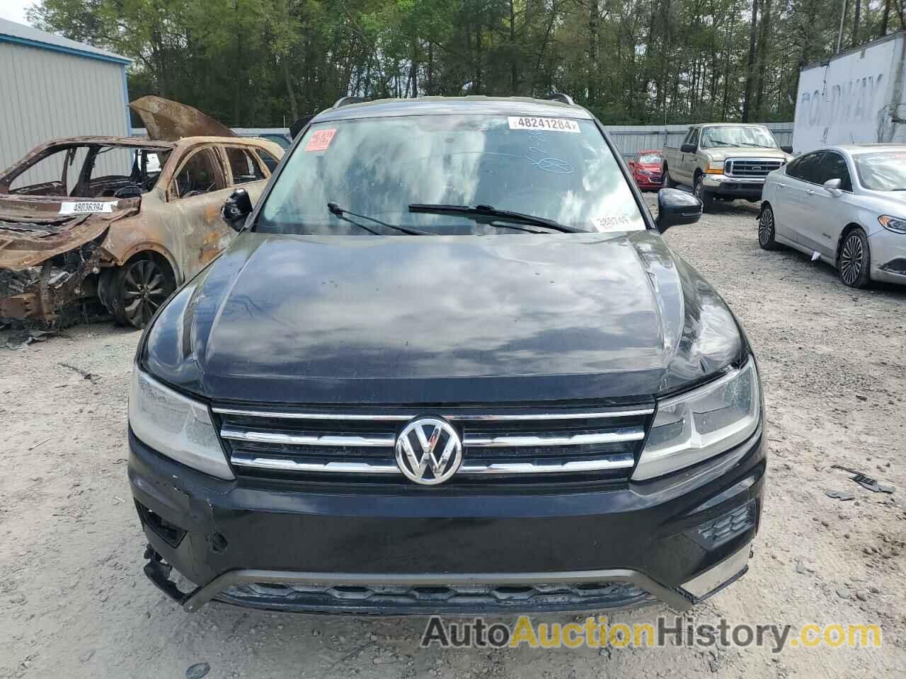 VOLKSWAGEN TIGUAN S, 3VV1B7AX7JM037405