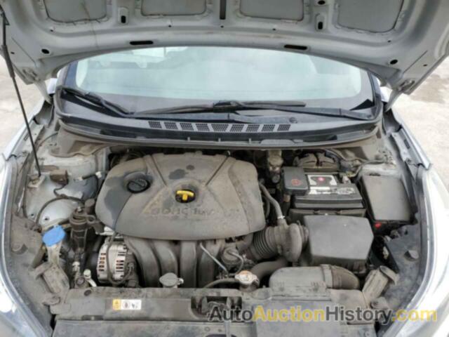 HYUNDAI ELANTRA SE, 5NPDH4AEXGH748215