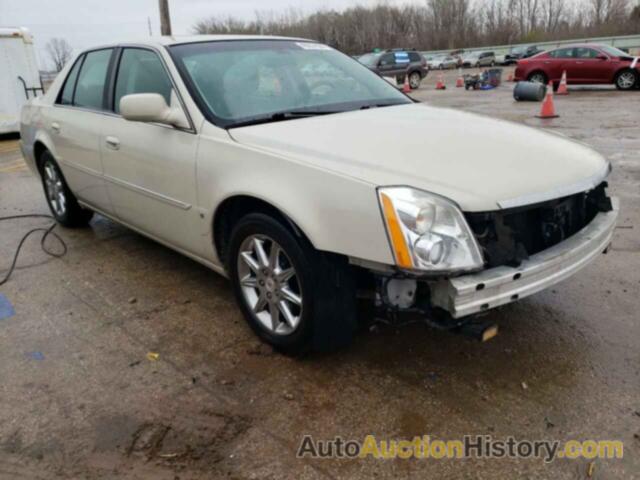 CADILLAC DTS LUXURY COLLECTION, 1G6KD5EY6AU103056