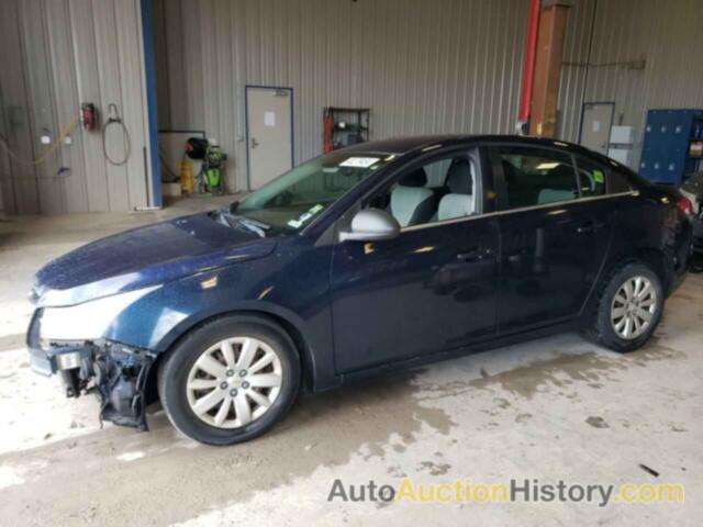 CHEVROLET CRUZE LS, 1G1PC5SH8B7133291