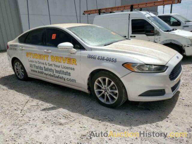 FORD FUSION SE, 3FA6P0H77FR177957