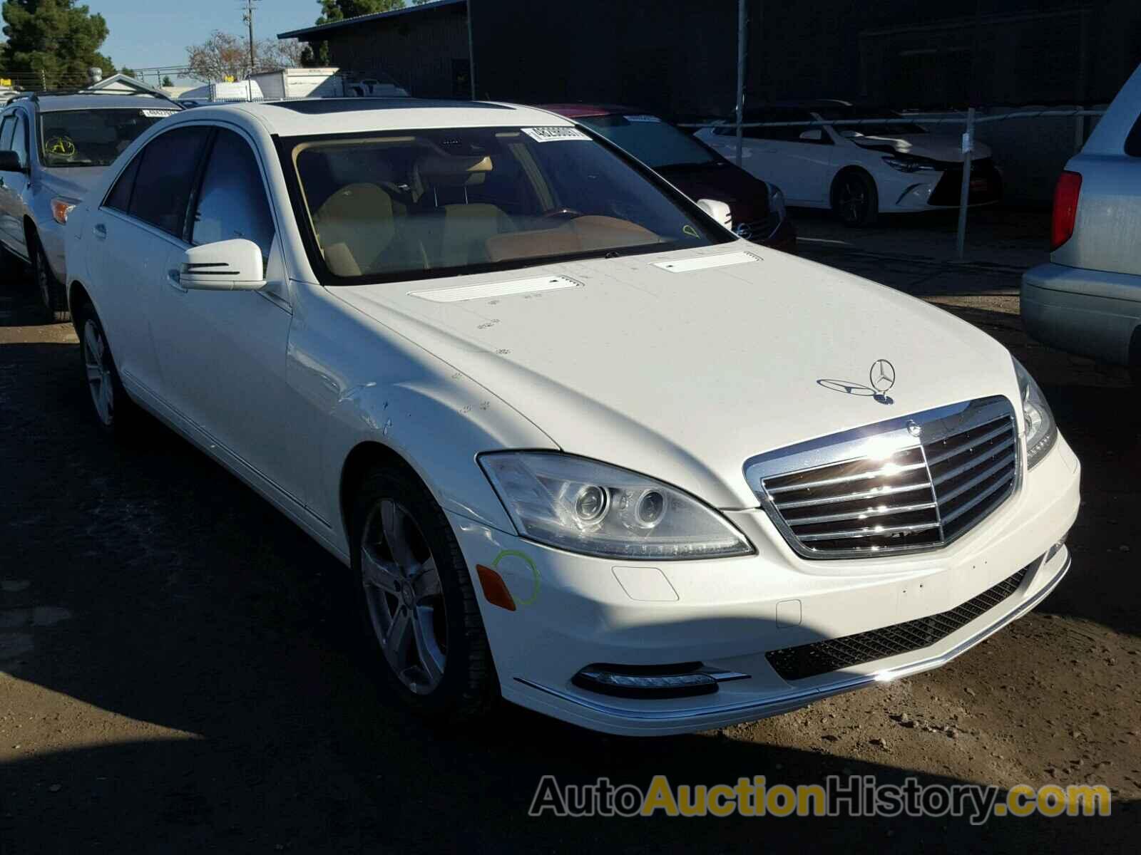 2010 MERCEDES-BENZ S 550, WDDNG7BB2AA330135