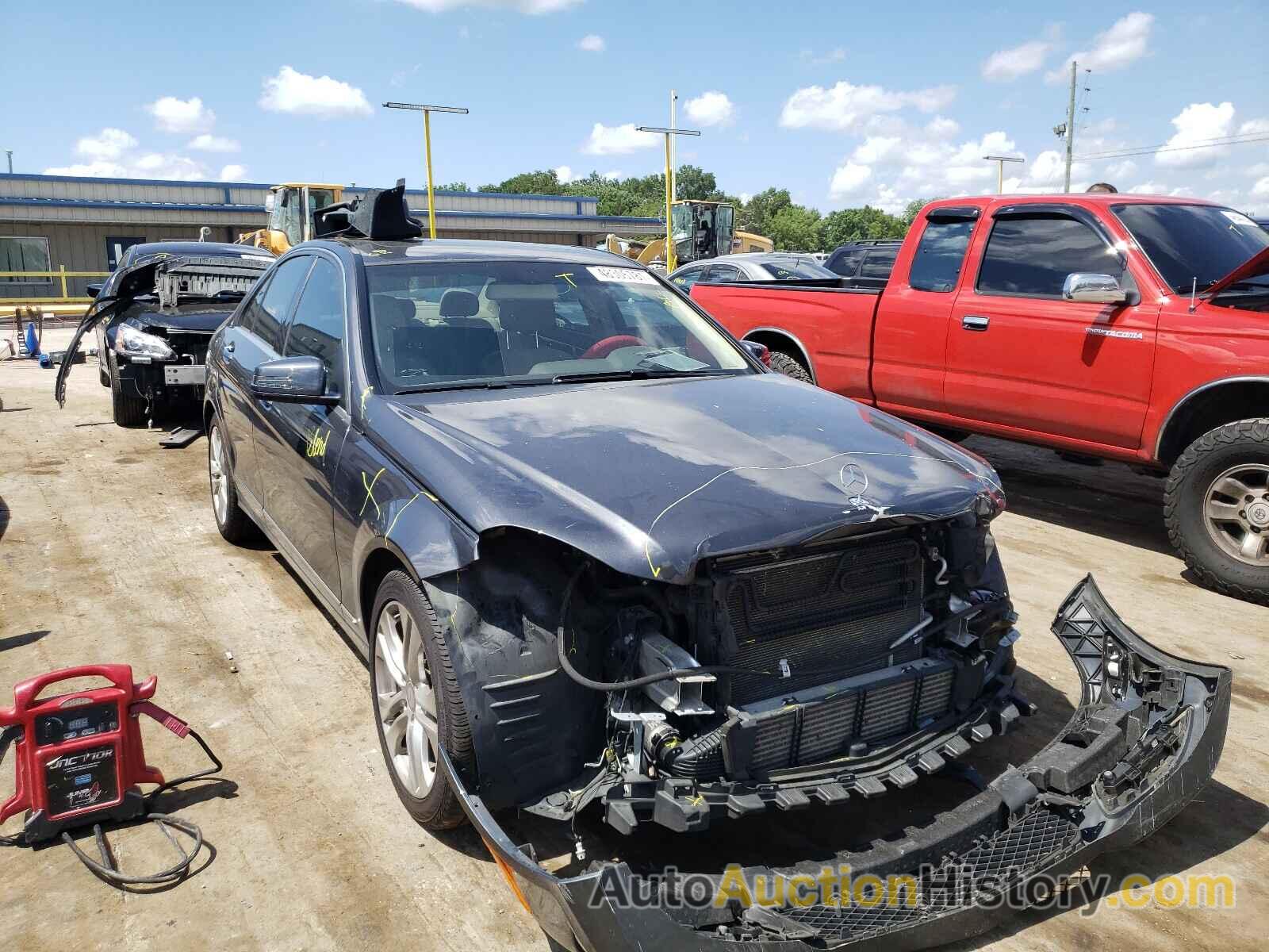 2013 MERCEDES-BENZ C CLASS 250, WDDGF4HBXDR296436