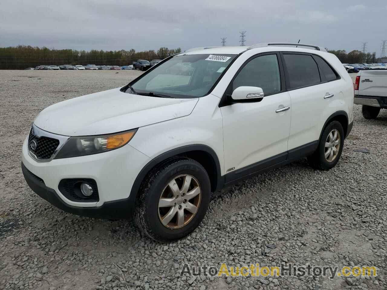 KIA SORENTO BASE, 5XYKTCA65CG231219