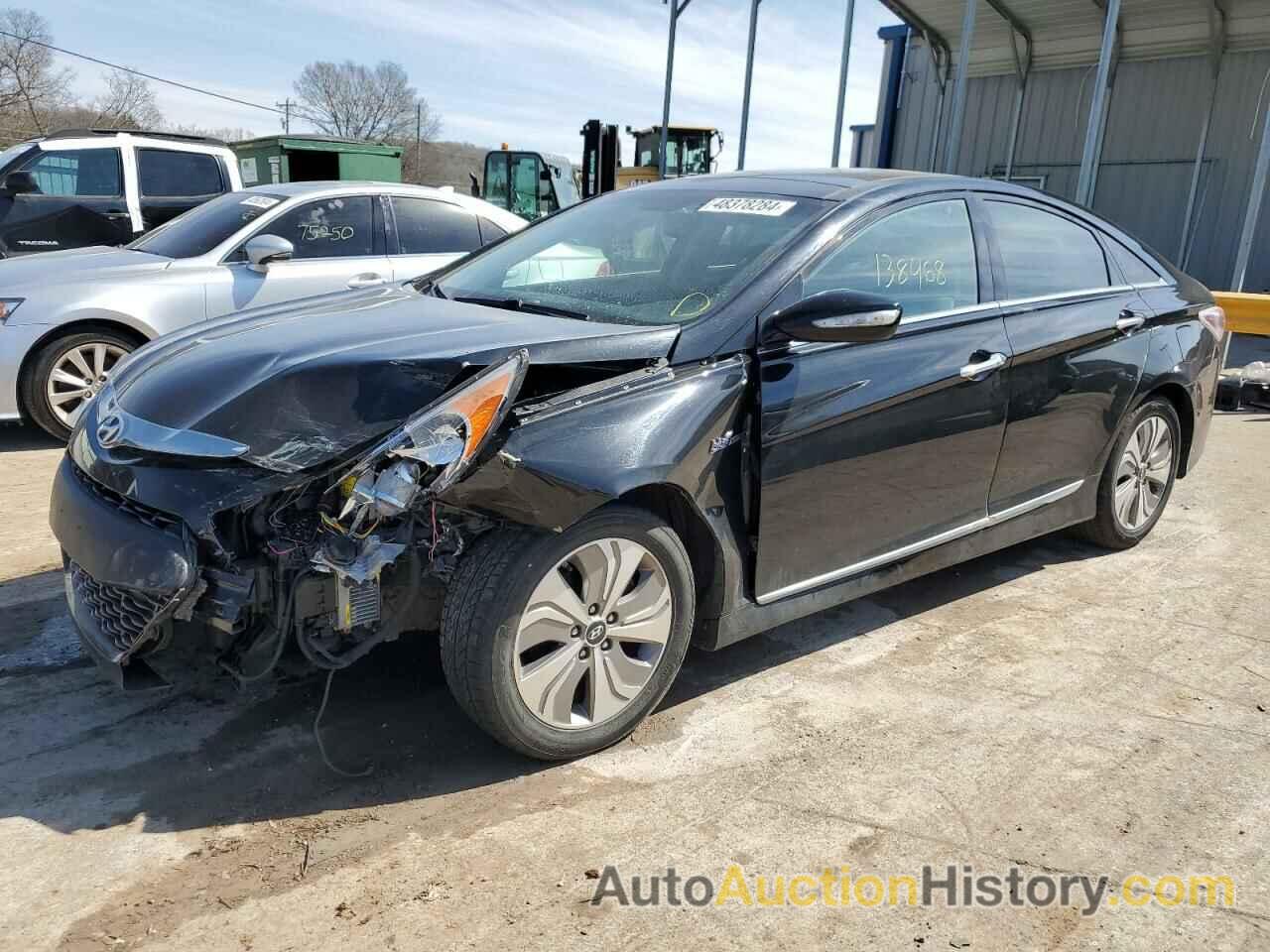 HYUNDAI SONATA HYBRID, KMHEC4A45FA119084