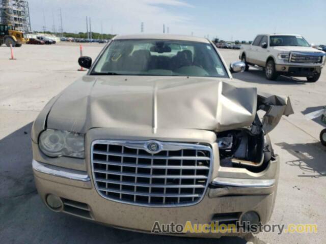 CHRYSLER 300, 2C3KA63H08H135985