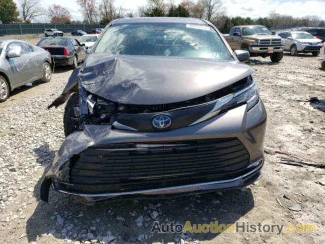 TOYOTA All Models XLE, 5TDYSKFC7PS077238