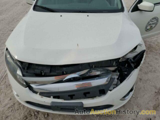 FORD FUSION HYBRID, 3FADP0L34CR177597