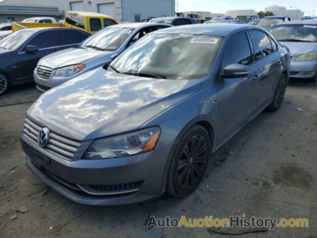 VOLKSWAGEN PASSAT S, 1VWAT7A35EC077429