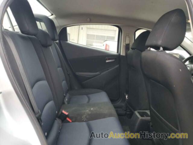 TOYOTA YARIS, 3MYDLBYV3JY302332