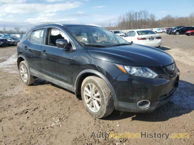 NISSAN ROGUE S, JN1BJ1CR9KW627028