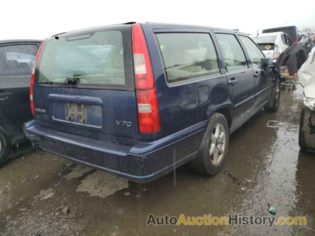 VOLVO V70, YV1LW55A7X2587610