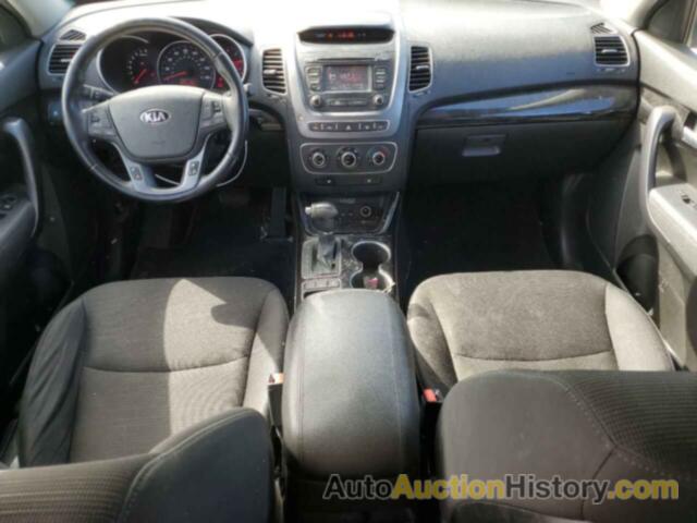 KIA SORENTO LX, 5XYKTCA64EG505481