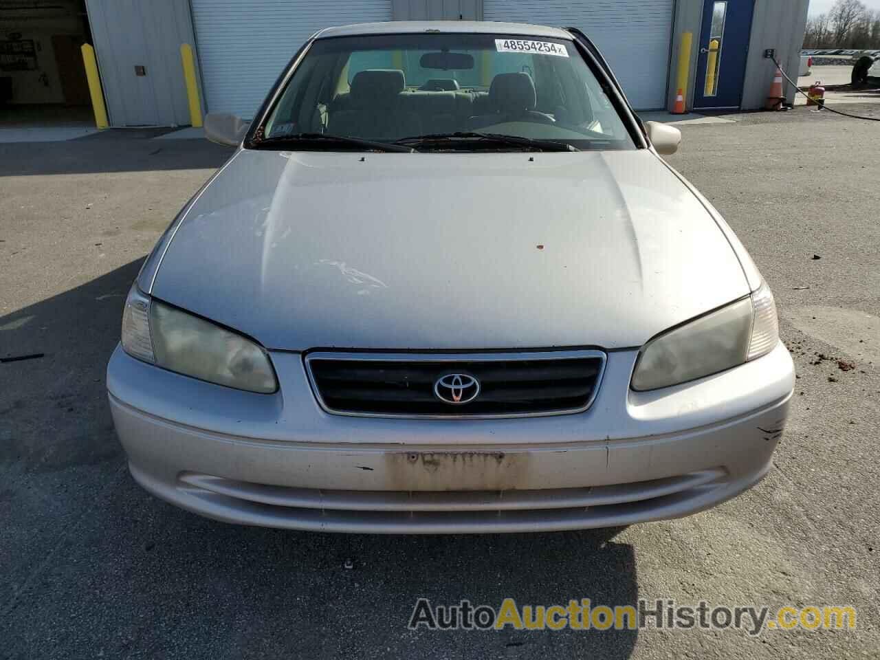 TOYOTA CAMRY LE, 4T1BF22K3YU937412