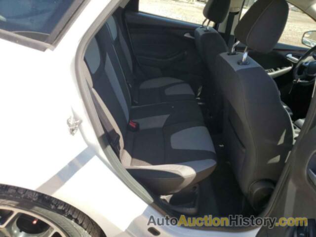 FORD FOCUS SE, 1FAHP3K22CL330097