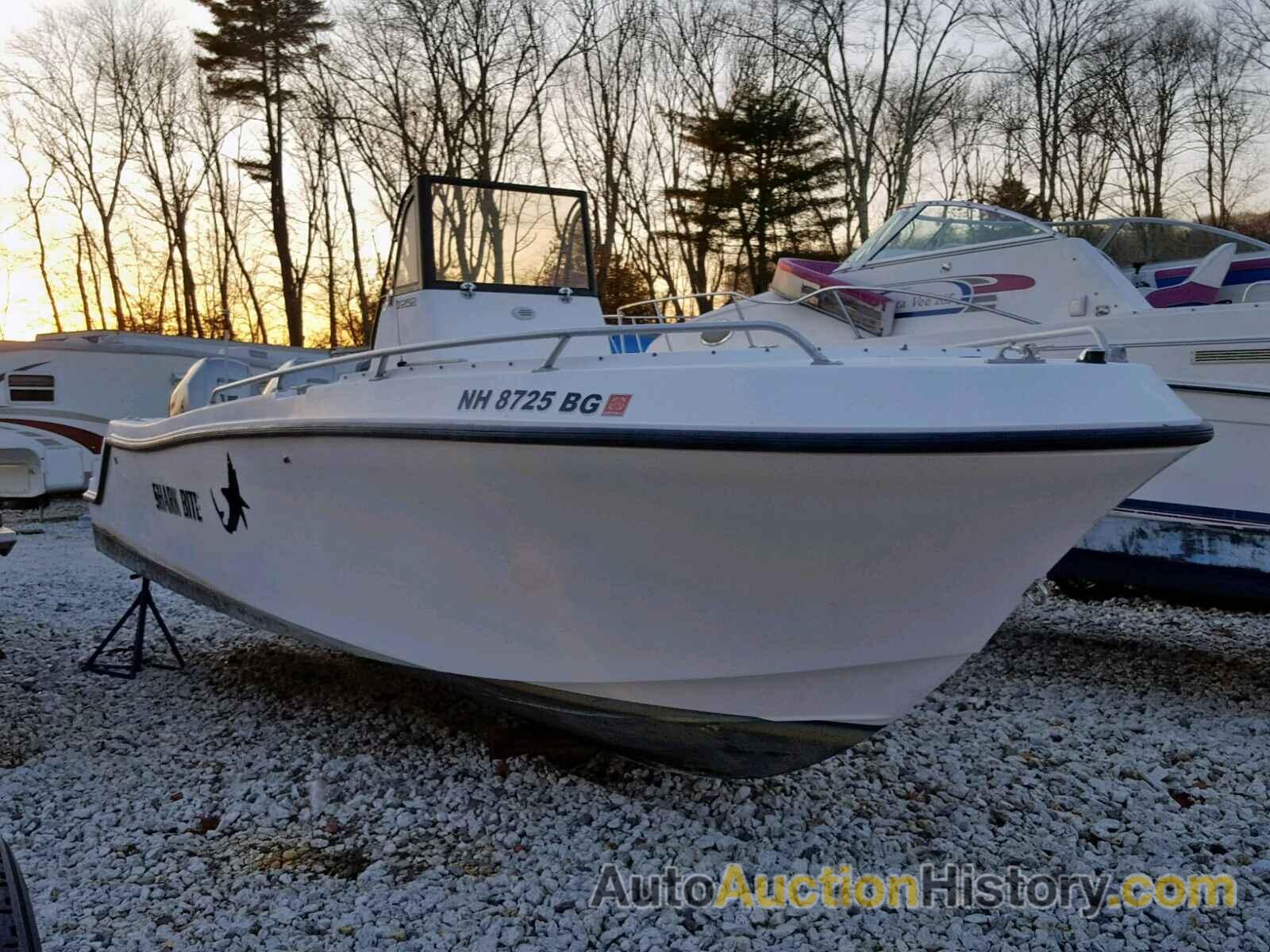 1998 MAKO MARINE LOT, MRKTA113K798