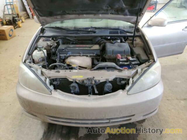 TOYOTA CAMRY LE, 4T1BE32K44U827522