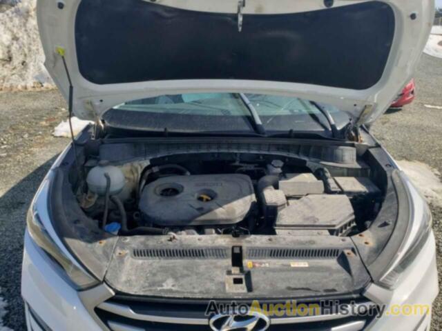 HYUNDAI TUCSON SE, KM8J2CA47HU502599