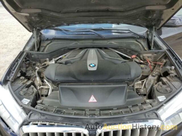 BMW X5 XDRIVE50I, 5UXKR6C54JL069751