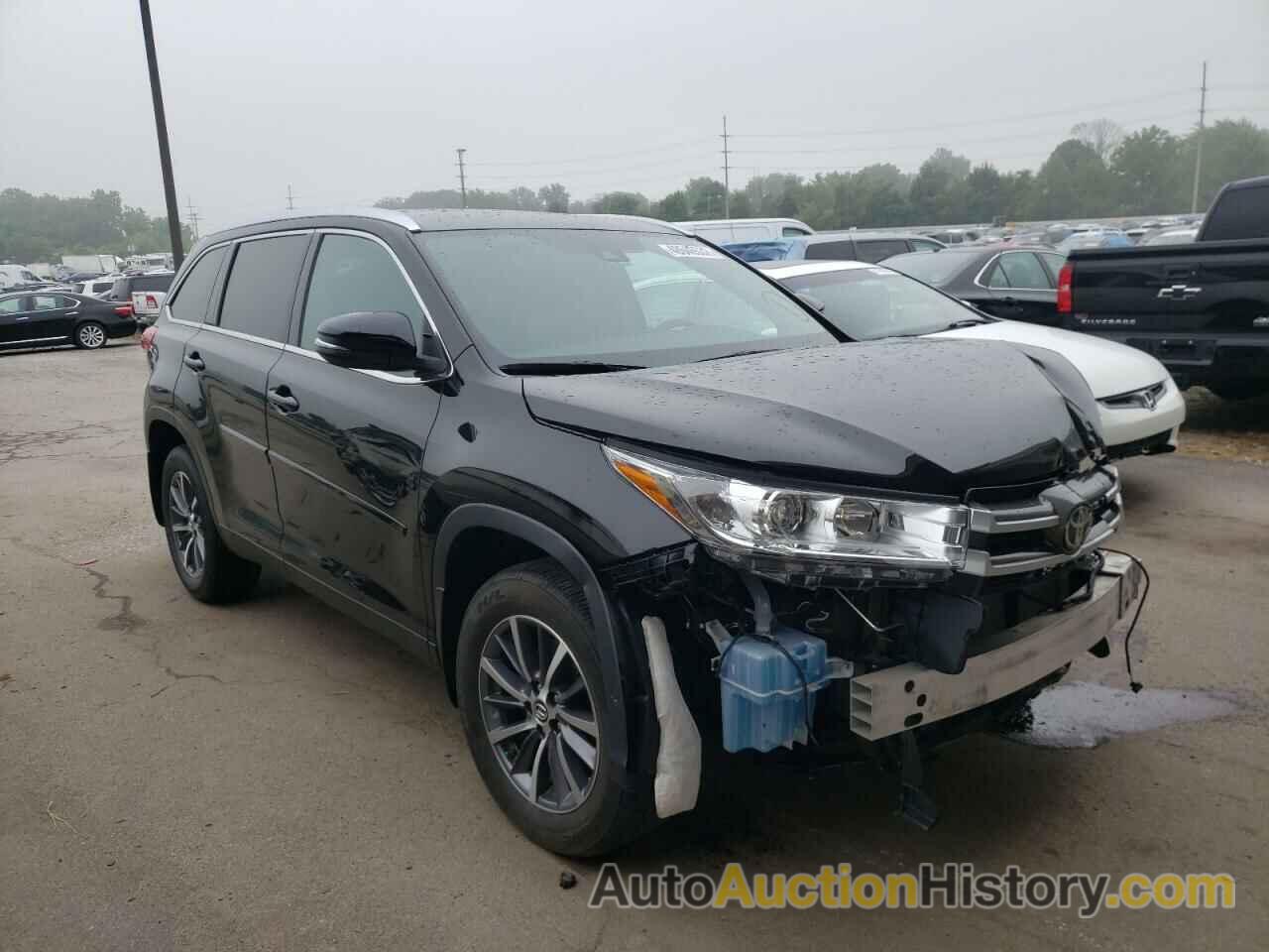 2019 TOYOTA HIGHLANDER SE, 5TDJZRFH7KS594307