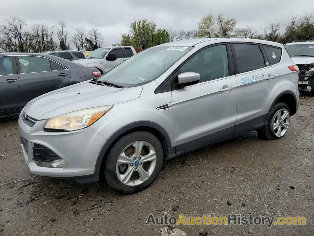 FORD ESCAPE SE, 1FMCU0G95DUC27135