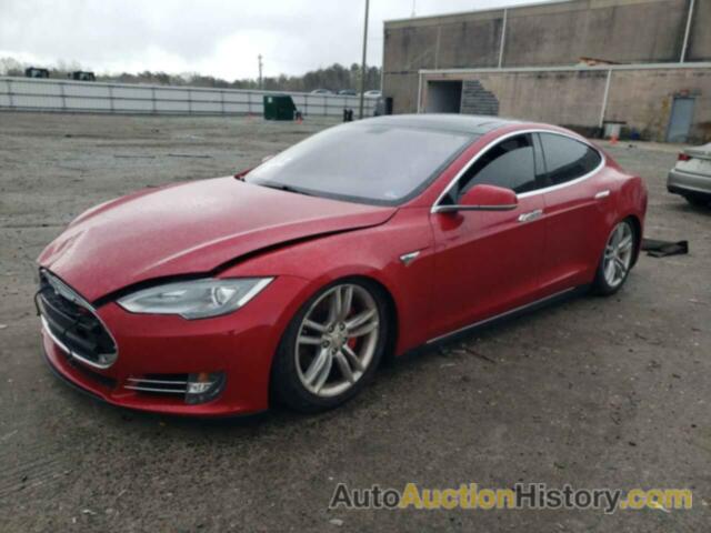 TESLA MODEL S, 5YJSA1CP7DFP27549