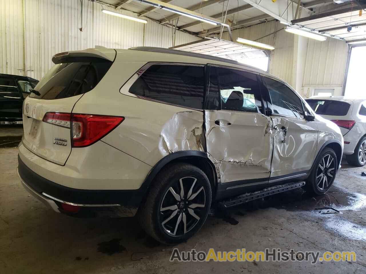 HONDA PILOT TOURING, 5FNYF6H60KB005801