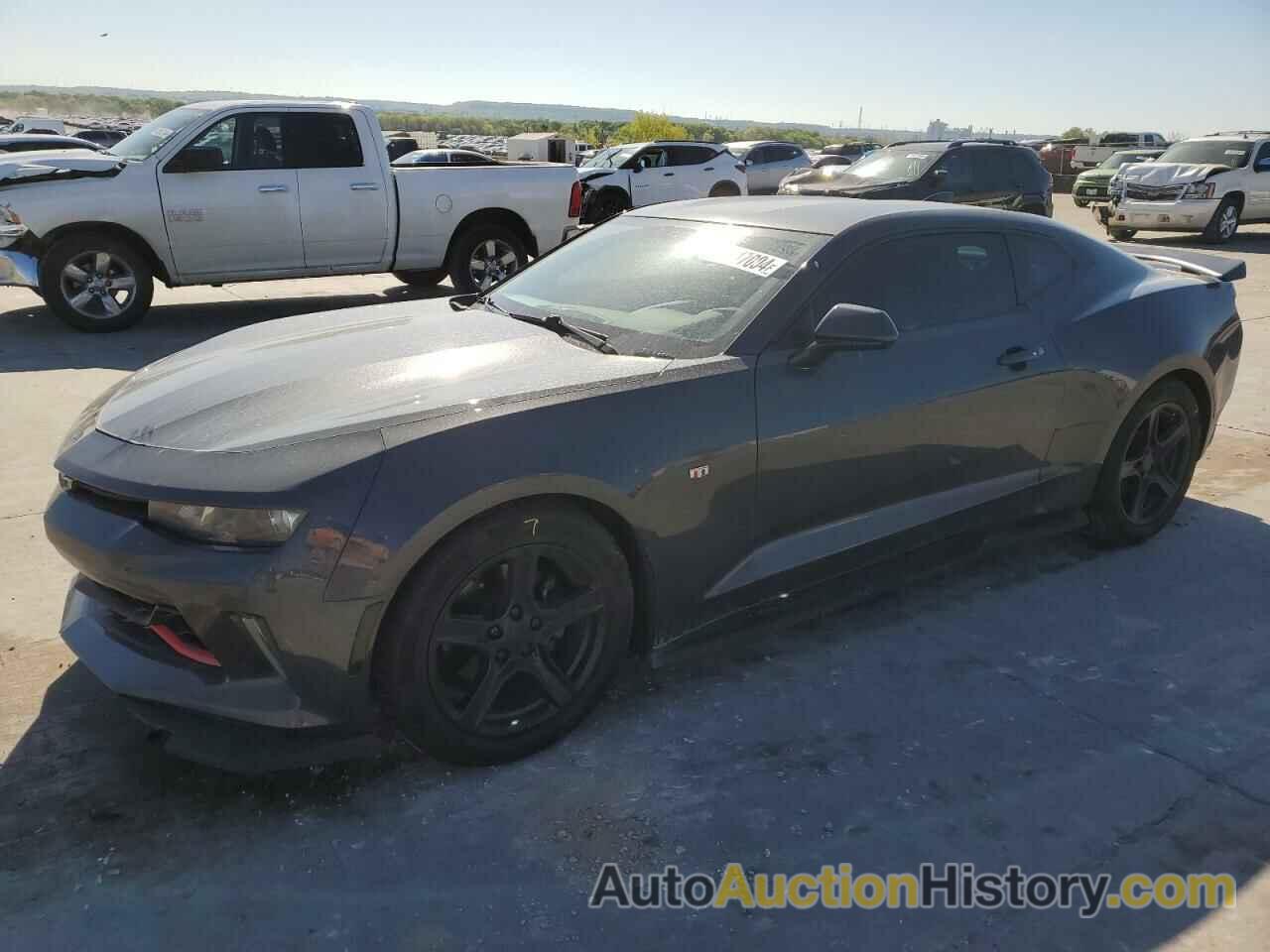 CHEVROLET CAMARO LT, 1G1FB1RX5J0132708