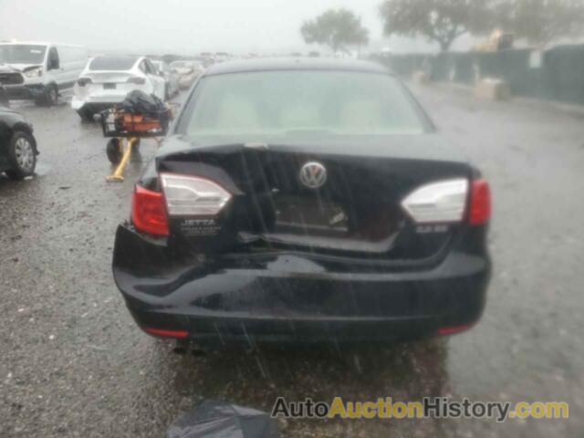 VOLKSWAGEN JETTA SE, 3VWDX7AJ8BM110319