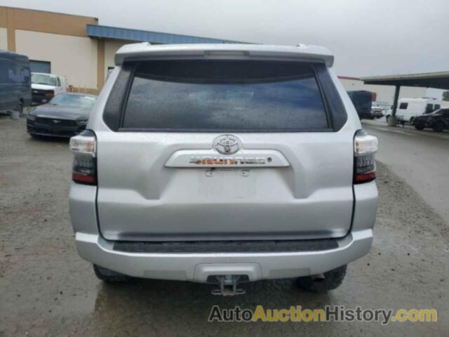 TOYOTA 4RUNNER SR5, JTEBU5JRXF5219000