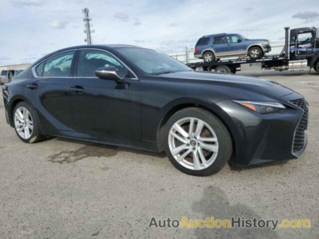 LEXUS IS 300, JTHCA1D27M5117304