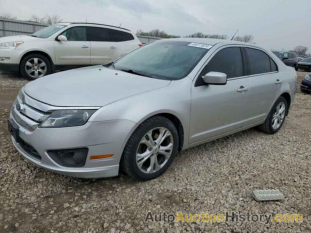 FORD FUSION SE, 3FAHP0HA8CR145261