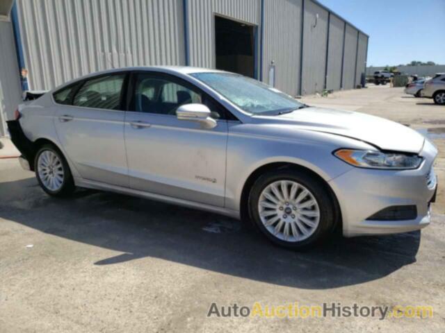 FORD FUSION SE HYBRID, 3FA6P0LUXGR405979