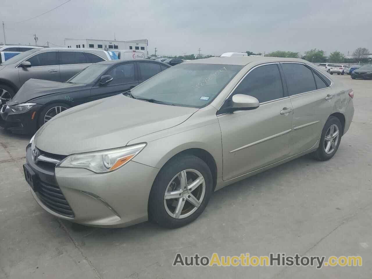 TOYOTA CAMRY LE, 4T4BF1FK8FR514221