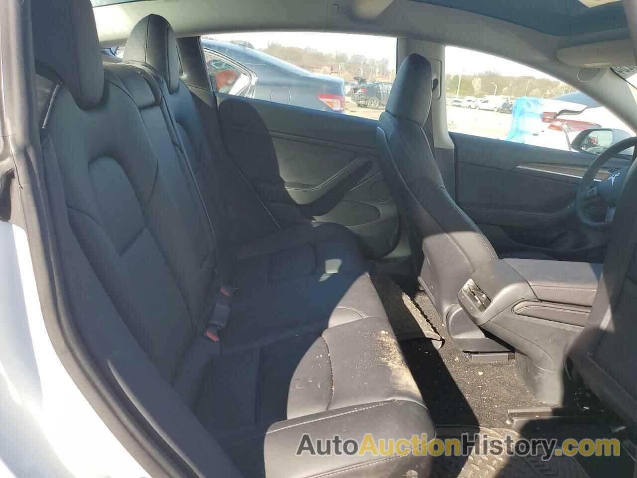 TESLA MODEL 3, 5YJ3E1EA8PF568689