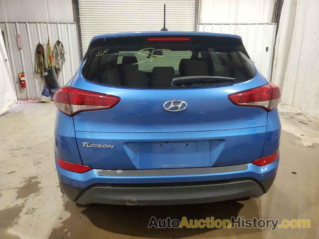 HYUNDAI TUCSON SE, KM8J23A48HU527916