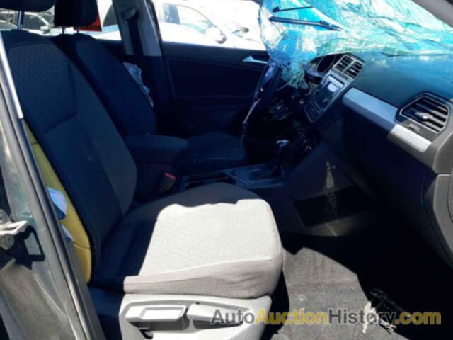 VOLKSWAGEN TIGUAN S, 3VV1B7AX4KM119058